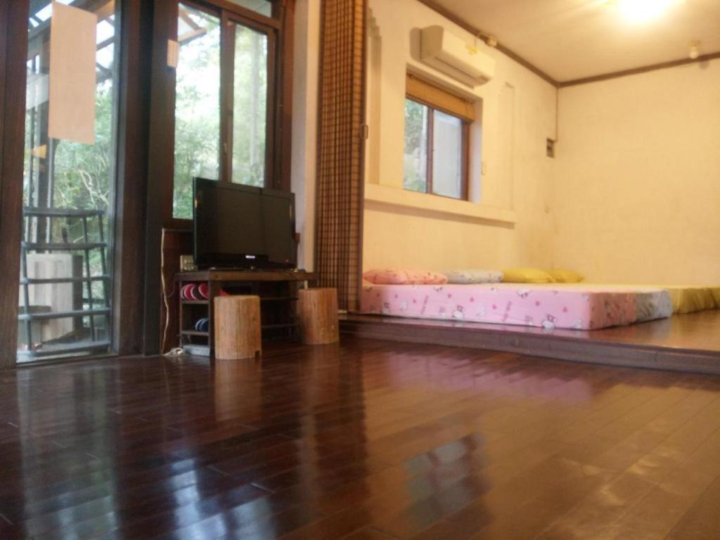 Siyuan Ju Homestay Puli Exteriör bild